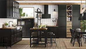 Kuchen Mit Dunkelbraunen Schranken Kuchenfronten Kuchenturen Online Kaufen Ikea Kuche Lerhyttan Schwarz Lasi Loft Kitchen Black Ikea Kitchen Home Decor Kitchen