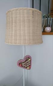 Stehlampe So Ruckst Du Dein Zuhause Ins Perfekte Licht