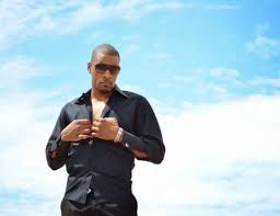 A man doesn't complain, he adapts. He doesn't make excuses, he makes  solutions. He doesn't blame others, he takes responsibility. #KenyonGlover  #GODSSOLDIER #worldchanger #worldrenownedleader #ManofGod  #Ambassador4Christ #instagood #instafamous ...