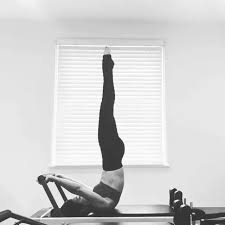 Pin By Roberto Quintana On Sianmarshal Pilates Pilates Pilates Poses Shoulder Stand