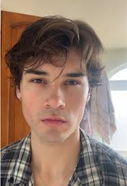 Nathan (@nathanbaarss)