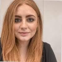 Lisa Rinker's Instagram, Twitter & Facebook