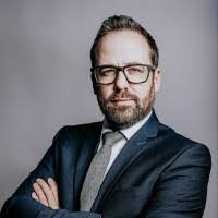 Benjamin Scheller's Instagram, Twitter & Facebook