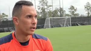 Blas Pérez ahora hace los goles, antes, evitarlos era su trabajo