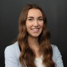 Mariah Wills's Instagram, Twitter & Facebook