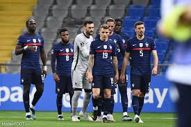 Au vu des derniers tournois, on s'attendait à un 3e match de poule nul et soporifique de la part de l'équipe de france. Equipe De France Le Programme Des Bleus Avant Leur Premier Match De L Euro 2020