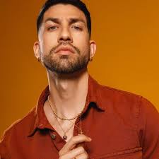 Armando Cova (@armando_c14) • Instagram photos and videos