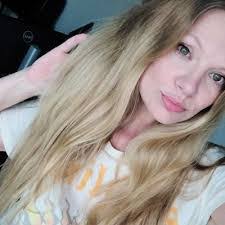 Ashley Dunkin's Instagram, Twitter & Facebook