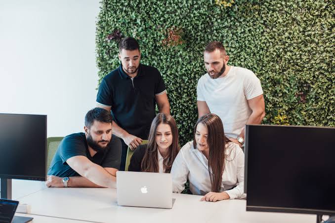 Failure in Startups: Learn how to turn setbacks into growth | Holycode