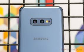 Samsung galaxy s10e android smartphone. Samsung Galaxy S10e Review Camera