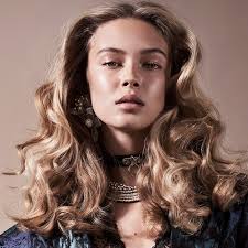 Toni & Guy World Square