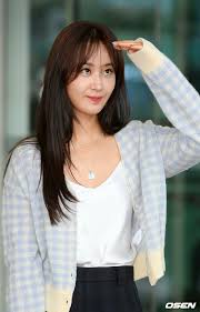 Pin On Kwon Yuri