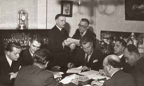 Rolul asumat in ultimul secol de catre partide in desfasurarea procesului democratic, incepand cu gruparea cetatenilor in functie de opinii, ideologii. EvoluÈia Partidelor Politice In Romania Intre Anii 1918 1938 Casa Marii Negre Constanta