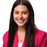 Nelly Herrera's Instagram, Twitter & Facebook