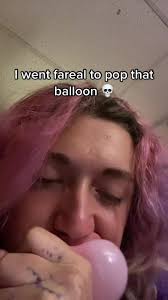 IRIS.IRWIN.WERCHINSKI (@iris.irwin.werchinski)’s videos with Chihuahua  fights with balloon