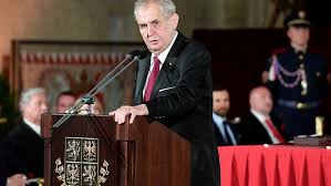 Zeman podle vystrčila sdělil utajované informace z živého případu a jiné prý naopak vynechal. Info Cz Schmarcz Zivot V Pravde Jak By Mel Vypadat Projev Prezidenta Zemana K 28 Rijnu