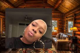 CHARLOTTE WOMAN MURDERED IN VACATION...