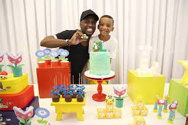 A traição de andré marinho de andré marinho veio à tona após a colunista fábia oliveira publicar é muita humilhação. Andre Marinho Hoje E Dia De Celebrar 1 Ano De Vida Do Luquinhasfenomeno Aquele Bolinho Em Familia Pra Nao Passar Em Branco Voe Alto Meu Primogenito Amor Da Minha Vida