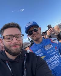 Alex Eskandari's Instagram, Twitter & Facebook