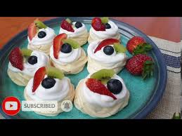 Check spelling or type a new query. Mini Pavlova Mudah Sis Damia Youtube