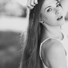 Jillian Lawson's Instagram, Twitter & Facebook