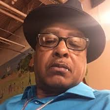 Dana Comeaux's Instagram, Twitter & Facebook