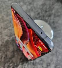 Penta camera with 108mp main camera. Xiaomi Mi Note 10 Review Huge Battery 108mp Camera Mid Range Price Review Zdnet