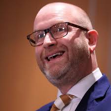 Paul Nuttall stands down as Ukip leader after disastrous election result