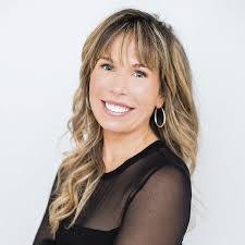 Stacy Wall's Instagram, Twitter & Facebook