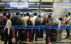 After the immigration counters, buggies on the right side ferry passengers to l gates. Mavcom Says Airasia Never Sent Details Of Klia2 Immigration Congestion Free Malaysia Today Fmt