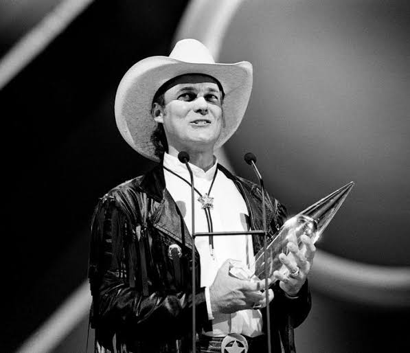 Ricky Van Shelton: From 1986 debut to 10 No. 1 hits including 'Somebody Lied'