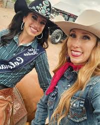 Katy Dewitt's Instagram, Twitter & Facebook