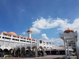 Masjid negeri sultan ahmad 1. Lily Travelholic On Twitter Masjid Sultan Idris Shah Ii Despite That The Sultan Idris Shah Ii Mosque Or The Ipoh State Mosque Looks Very Simple And Not As Grand As