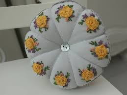 Pin On My Hand Embroidery Mes Broderies Main