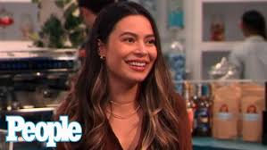 Sam puckett was briefly mentioned in the premiere of icarly revival on june 17. N33bg O Co Urm