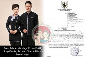 Dalam surat edaran menteri panrb nomor 67/2020 tanggal 4 september 2020 tentang perubahan atas surat edaran menteri panrb nomor 58/2020 tentang sistem kerja pegawai aparatur sipil negara dalam tatanan normal baru, menteri tjahjo membagi pelaksanaan tugas asn. 35 Terbaik Untuk Model Baju Asn Untuk Hari Kamis Maria Space