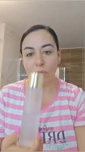 ✨ Din rutina de îngrijire a Oanei Roman nu lipsesc niciodată produsele InaM  Cosmetics.Iată ce produse folosește:✨ INA-M Toner cu Acid Hialuronic și  Retinol 120 ml- Divine Glow✨ SER-INA 24K Gold Luxury ...