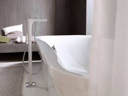 Copy this idea and pick two or three shades of varying tones (we'd recommend blues for a bathroom) and create a stylish finish with the help of our guide to painting an ombré accent wal l. Bathroom Design Made Easy Creative Ideas And Trends Hansgrohe Int