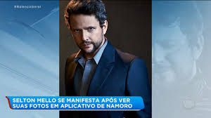 Selton figueiredo mello (born december 30, 1972) is a brazilian actor and film director. Selton Mello Se Manifesta Apos Ver Fotos Dele Em Aplicativo De Namoro Recordtv R7 Balanco Geral