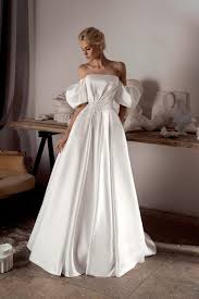 Hochzeitskleid oben frei in weiss mit schleier und weisse schuhe. Armel Satinrock Tasche Bestickt Spitze Hochzeitskleid Elegant Etsy