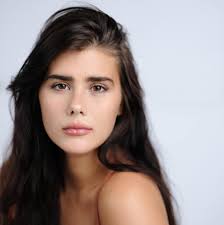 Sofia Sutton's Instagram, Twitter & Facebook