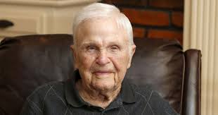 George Mackie, World War II air mechanic with ties to the Flying Tigers, to  be buried Wednesday at Fort Gibson National Cemetery