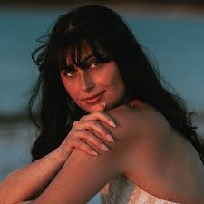 Hi all! I just wanted to introduce myself and share a couple of photos I  took, I'm a professional photographer and I'm new in Naples. I've been  doing portrait, fashion, maternity and