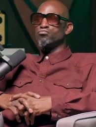 This bum faked an injury in the end so that he won't be blamed for the L