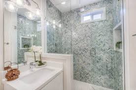 Flip Or Flop Laguna Beach House Bathroom Tile Is Gorgeous House Bathroom Designs Beach House Bathroom House Bathroom