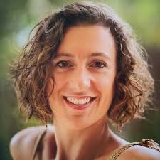 Dr Amanda Mazzoni--Emails and Phone Numbers