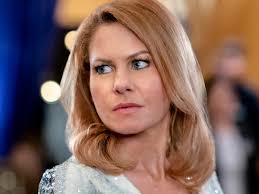 La fête à la maison (Netflix) : l'actrice principale accusée d'avoir fait  pression pour supprimer un personnage gay de la série