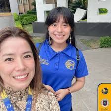 Linda Berlanga's Instagram, Twitter & Facebook