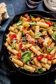 Make This Blt Pasta For A Budget Friendly Date Night Dinner At Home All The Ingredients Including A Bottle Of Wine Come Blt Pasta Dinner Dinner Date Recipes