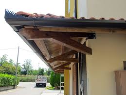 Tettoia auto in legno classica 3.4m x 6m è parte della nostra gamma di tettoie auto in legno adattabili ai nostri garage.puoi accedere più le tettoie in legno per auto stanno diventando una soluzione da giardino sempre più apprezzata dai nostri clienti poiché offrono un modo per proteggere. Foto E Immagini Di Strutture Tettoie E Coperture In Legno
